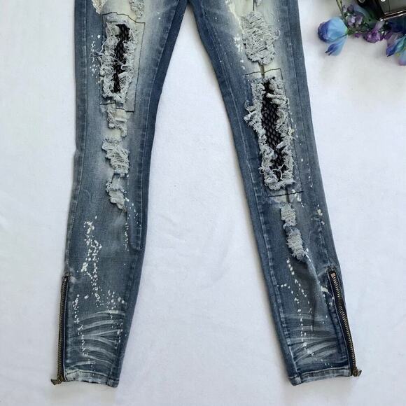 Dereon NWOT Distressed Metal Studs Skinny Jeans Juniors/Women Various - Picture 4 of 12